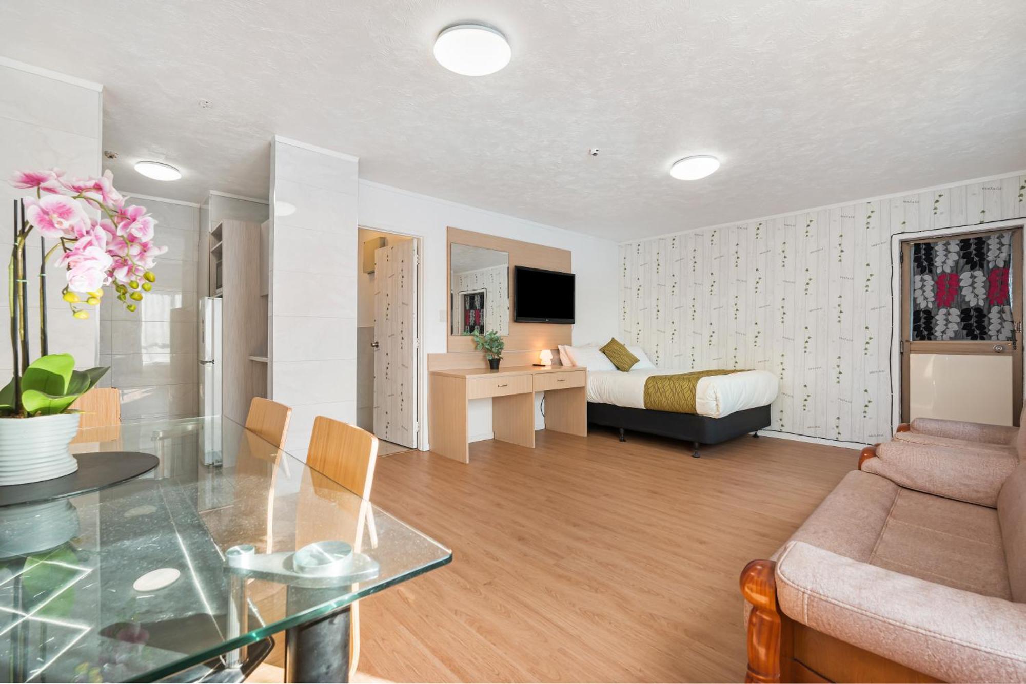 Travel Air Motel 3*